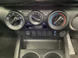 Toyota Hilux 2.4GD-6 single cab Raider auto - Image 12