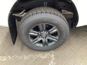 Toyota Hilux 2.4GD-6 single cab Raider auto - Image 14