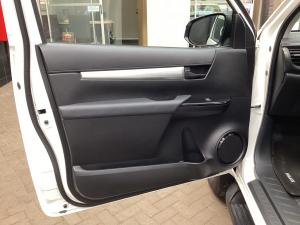 Toyota Hilux 2.4GD-6 single cab Raider auto - Image 19