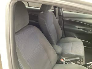 Toyota Yaris 1.5 Xs auto - Image 17