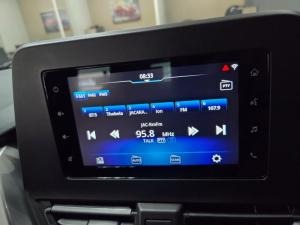 Toyota Starlet Cross 1.5Xs - Image 10