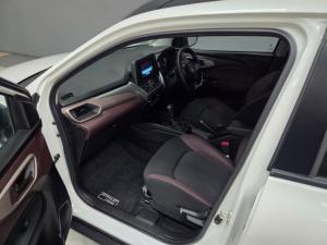 Toyota Starlet Cross 1.5Xs - Image 7
