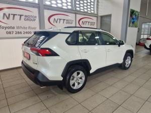 Toyota RAV4 2.0 GX CVT - Image 2