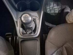 Volkswagen Polo Vivo 1.4 - Image 12