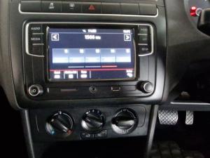 Volkswagen Polo Vivo 1.6 Comfortline TIP - Image 13