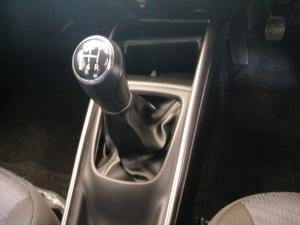 Toyota Starlet 1.4 Xs - Image 12