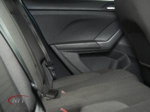 Volkswagen T-CROSS 1.0 TSI Comfortline DSG - Image 14