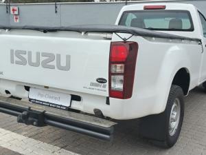 Isuzu D-MAX 250 HO Fleetside Safety S/C - Image 2