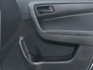 Toyota Urban Cruiser 1.5 Xi - Image 10