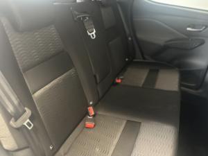 Nissan Magnite 1.0T Acenta CVT - Image 14