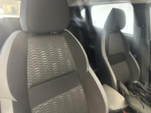 Nissan Magnite 1.0T Acenta CVT - Image 9