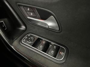 Mercedes-Benz A200d - Image 10