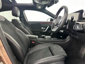 Mercedes-Benz A200d - Image 17