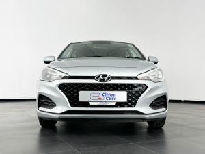 Hyundai i20 1.4 Motion automatic - Image 4