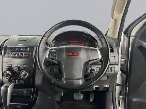 Isuzu D-MAX 250 HO X-RIDER automatic D/C - Image 14