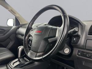 Isuzu D-MAX 250 HO X-RIDER automatic D/C - Image 15