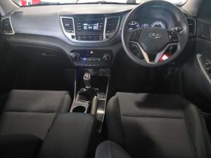 Hyundai Tucson 2.0 Premium - Image 11