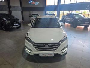 Hyundai Tucson 2.0 Premium - Image 2