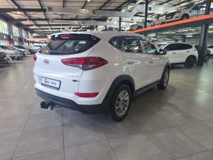 Hyundai Tucson 2.0 Premium - Image 6