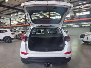Hyundai Tucson 2.0 Premium - Image 9