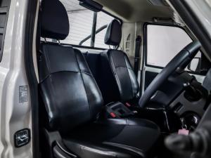 Mahindra Pik Up 2.2CRDe single cab S4 (aircon) - Image 12