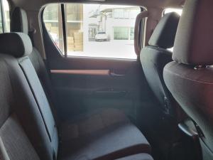 Toyota Hilux 2.8GD-6 double cab 4x4 Raider auto - Image 10