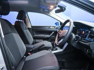 Volkswagen Polo hatch 1.0TSI Life auto - Image 13