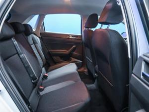 Volkswagen Polo hatch 1.0TSI Life auto - Image 6