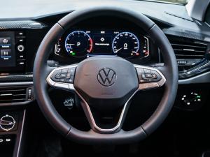 Volkswagen Polo hatch 1.0TSI Life auto - Image 9