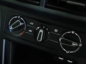 Volkswagen Polo hatch 1.0TSI - Image 17