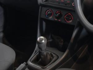 Volkswagen Polo Vivo hatch 1.4 Trendline - Image 20