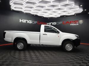 Isuzu D-Max Gen 6 250 single cab Fleetside safety - Image 1