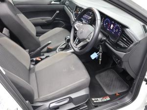 Volkswagen Polo hatch 1.0TSI Life auto - Image 9