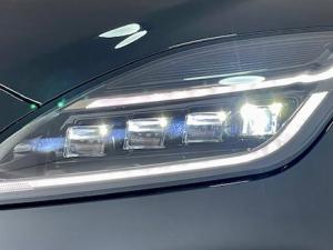 Jaguar E-Pace D200 AWD R-Dynamic HSE - Image 10