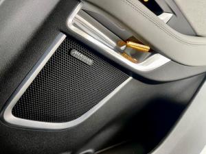 Jaguar E-Pace D200 AWD R-Dynamic HSE - Image 15