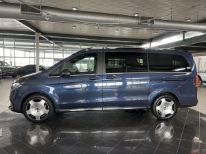 Mercedes-Benz V-Class V300d Exclusive - Image 15
