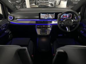 Mercedes-Benz V-Class V300d Exclusive - Image 4