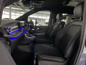 Mercedes-Benz V-Class V300d Exclusive - Image 5