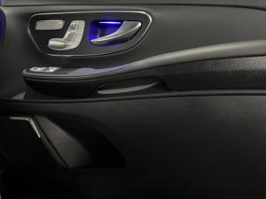 Mercedes-Benz V-Class V300d Exclusive - Image 9