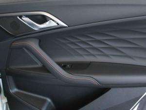 MG HS 1.5T Luxury - Image 15