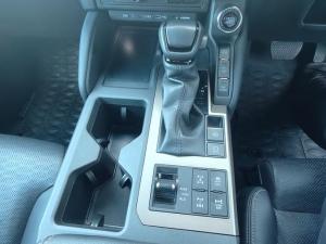 Toyota Land Cruiser Prado 2.8GD VX-R First Edition - Image 10