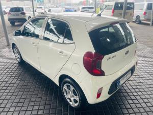 Kia Picanto 1.0 Street - Image 5