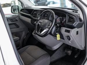 Volkswagen Transporter 2.0TDI Kombi SWB Trendline auto - Image 11