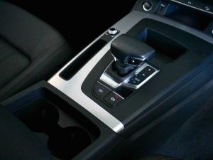 Audi Q5 40TDI quattro S line - Image 14