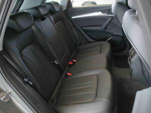 Audi Q5 40TDI quattro S line - Image 21