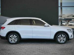 Mercedes-Benz GLC GLC300d 4Matic - Image 4