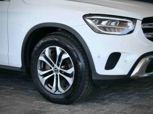 Mercedes-Benz GLC GLC300d 4Matic - Image 6
