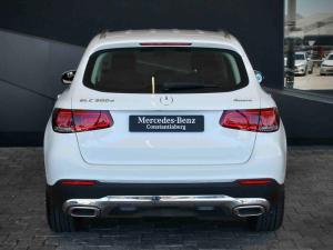 Mercedes-Benz GLC GLC300d 4Matic - Image 9
