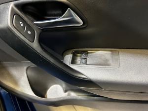 Volkswagen Polo Vivo hatch 1.4 Trendline - Image 15