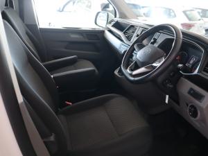 Volkswagen Transporter 2.0TDI Kombi SWB Trendline auto - Image 19